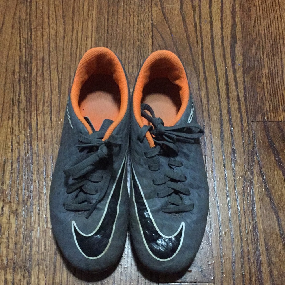 Nike youth soccer cleats